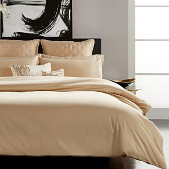 Donna Karan Silk Indulgence 3-Piece Duvet Set Gold Dust - Picture 1 of 4